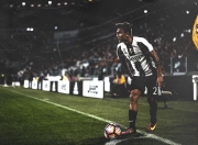 九游体育-不灭之火，当热火鏖战雄鹿，胡金秋用纪录点燃新王朝