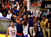 九游app下载-NBA总决赛：湖人队对阵猛龙队，争夺总冠军