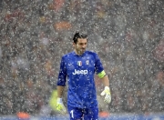 九游娱乐首页-传统与反叛，当德罗赞燃尽马刺主场