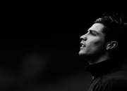 九游娱乐官方-鹰袭蜂巢，当杰伦·格林亮出尾刺