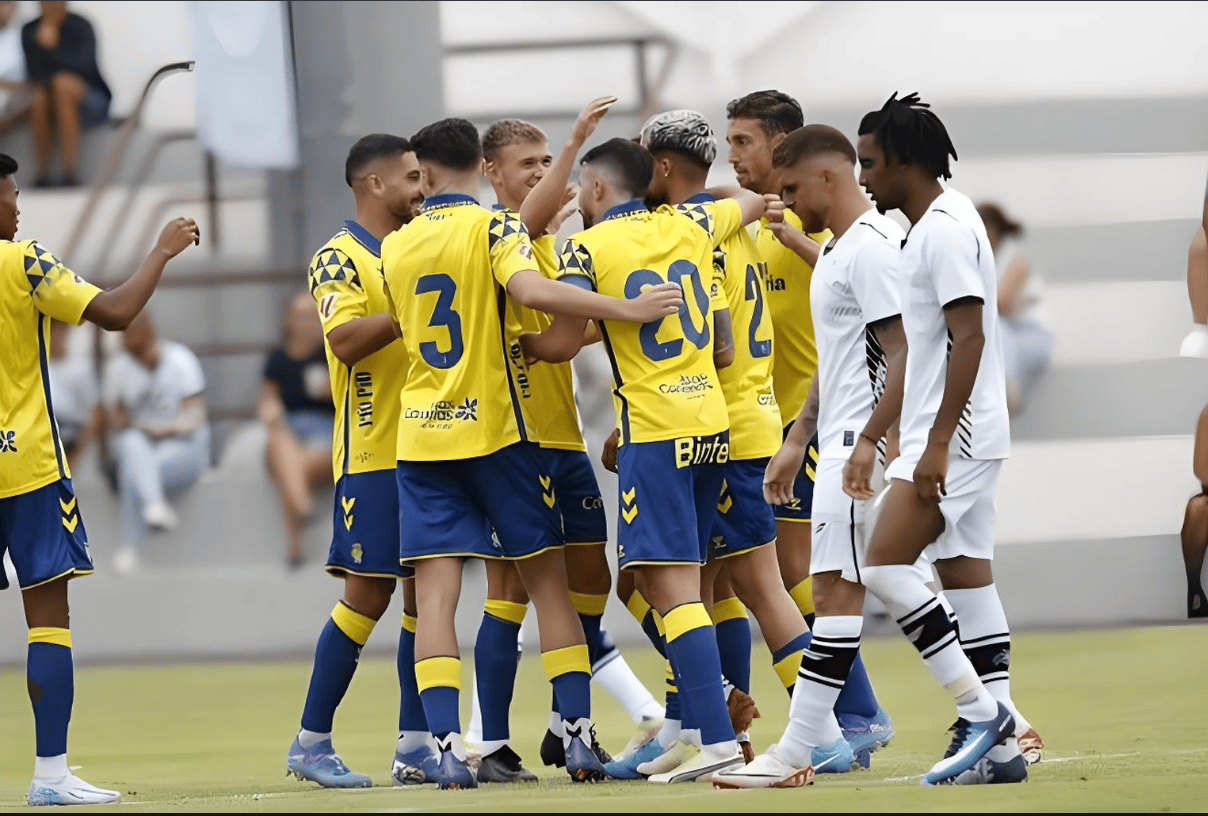 塞维利亚主场战胜对手，晋级顺利