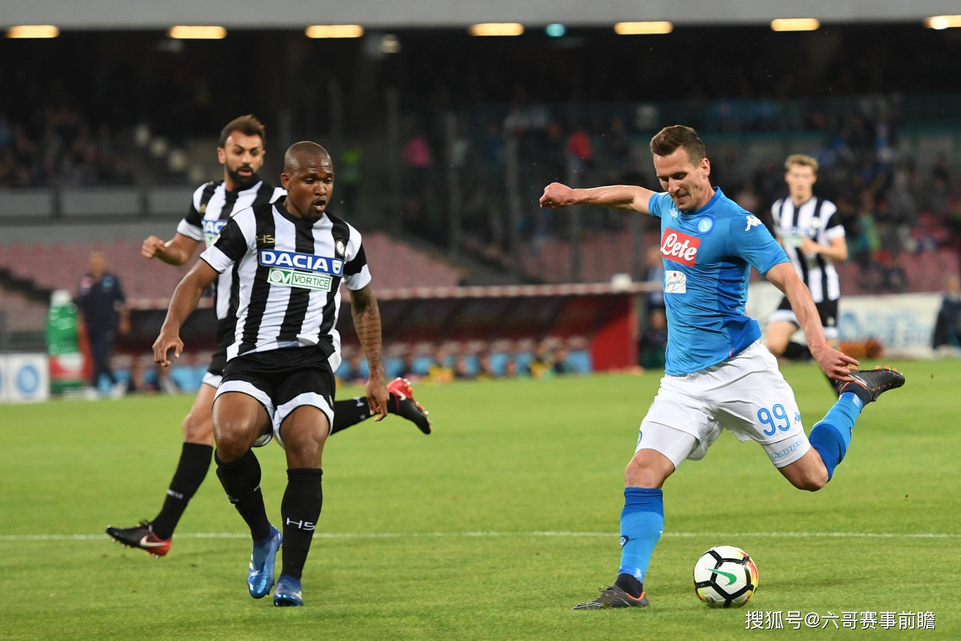 拉齐奥客场不敌卡利亚里,球员状态低迷 拉齐奥客场不敌卡利亚里,球员状态低迷