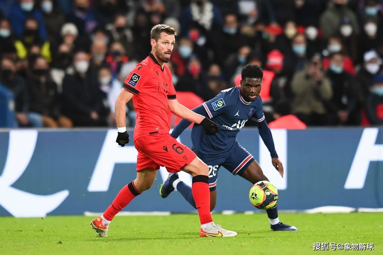 巴黎圣日耳曼客场取胜,瓦伦西亚获得突破 巴黎圣日耳曼客场取胜,瓦伦西亚获得突破