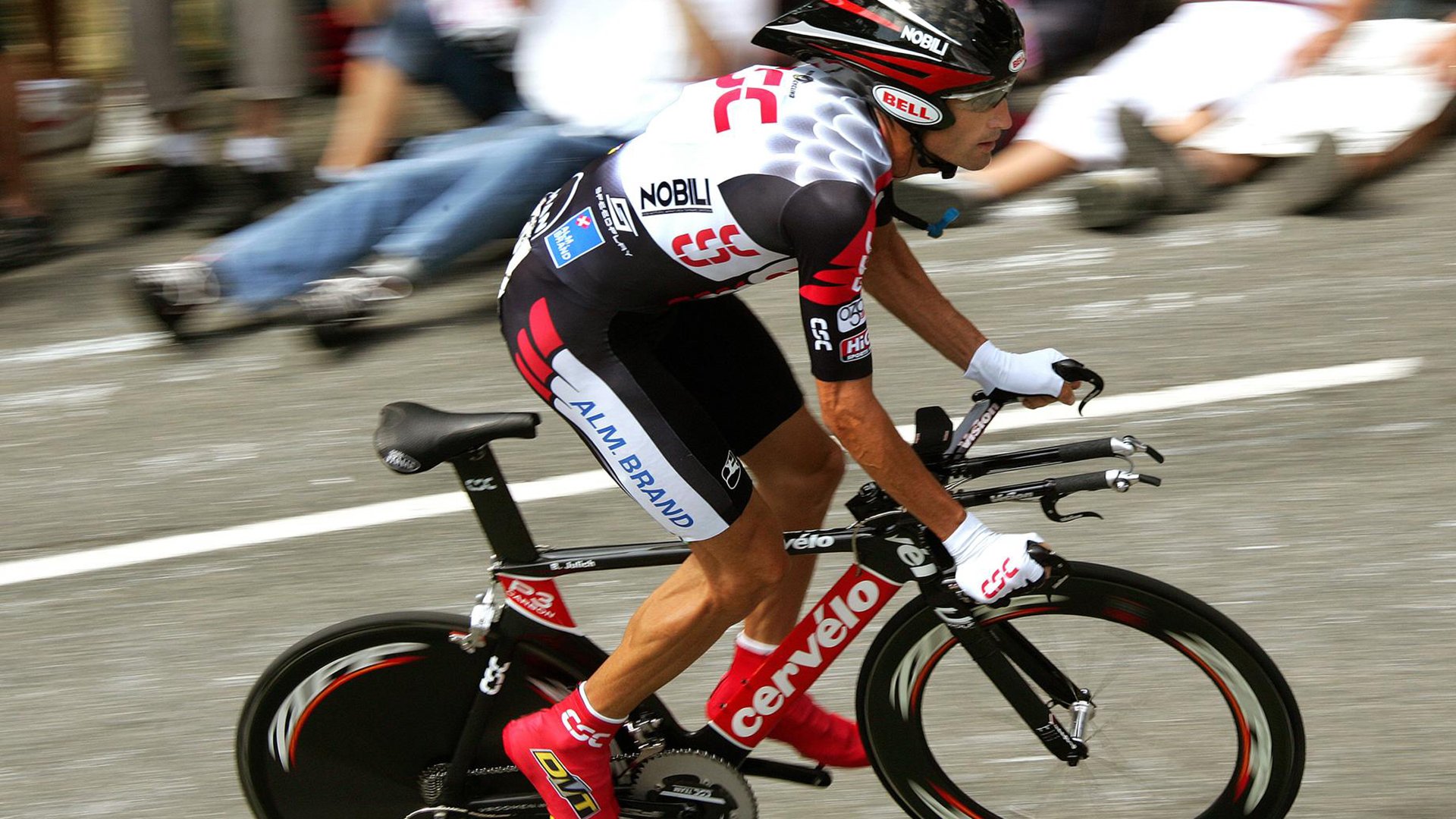 绿茵灵感照亮魔术之夜，西甲国家德比的激情如何点燃NBA赛场？