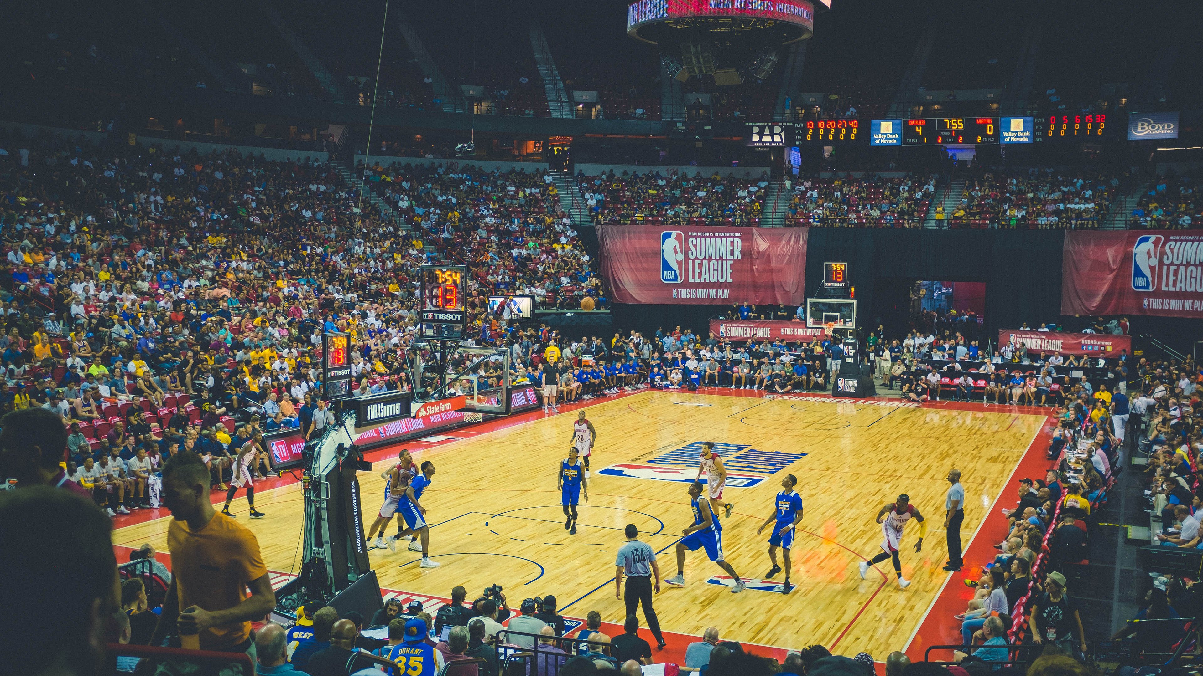 火焰与寒冰的对决，奥恰洛夫如何点燃德国战车的引擎