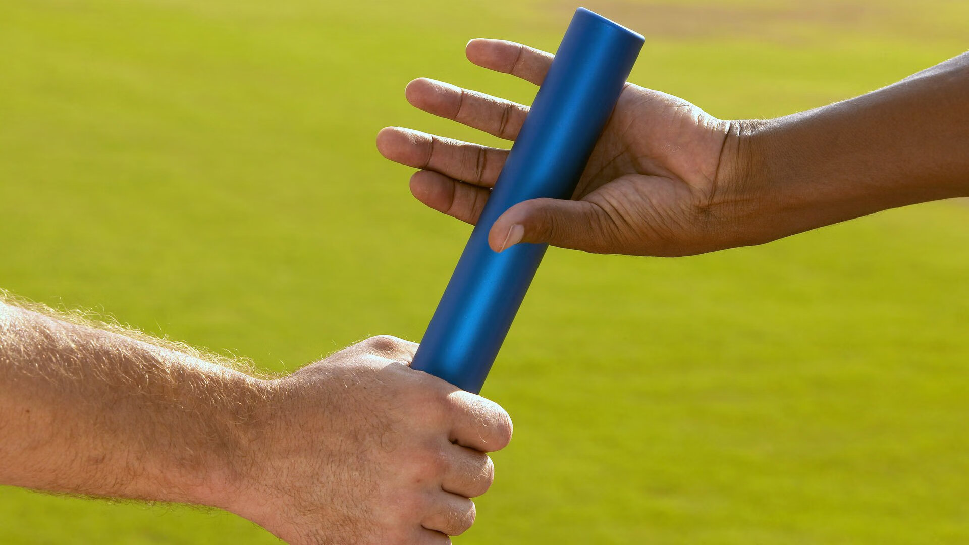 当机械战车碾过血色长城,曼城绝杀波兰之夜,卡瓦哈尔如何以一脚重炮撕裂次元壁?